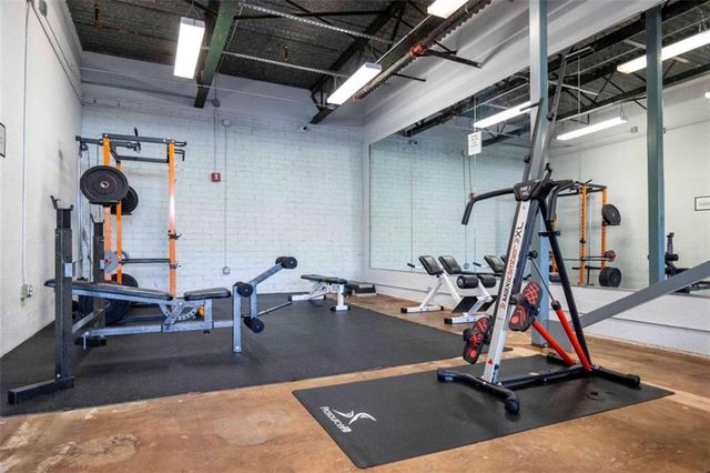 195 Arizona Ave NE 107, Atlanta, GA 30307