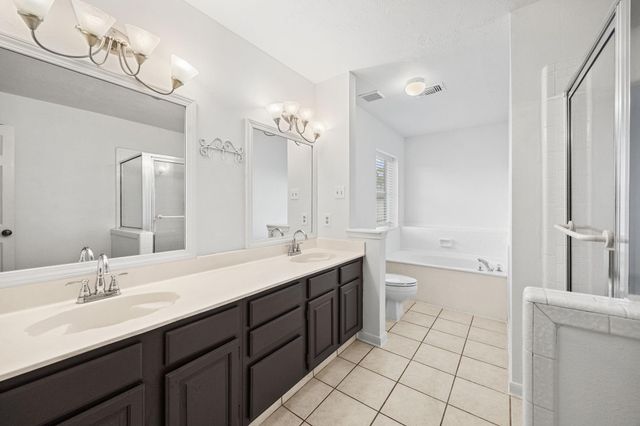 211 Aberdeen Street, Stafford, TX 77477