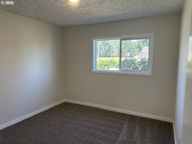 210 24TH Ave, Longview, WA 98632