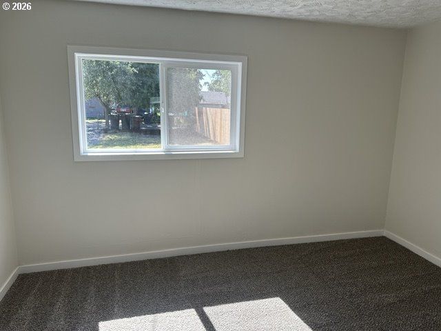 210 24TH Ave, Longview, WA 98632