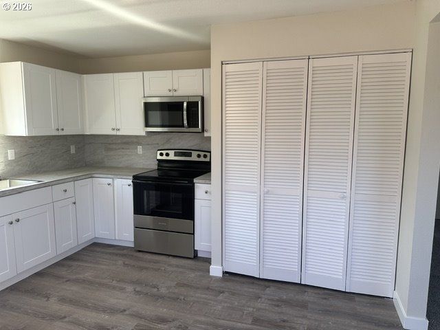 210 24TH Ave, Longview, WA 98632