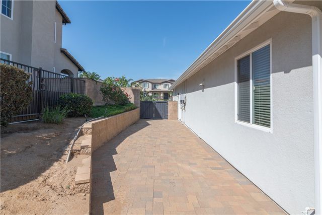 4714 Laurel Ridge, Jurupa Valley, CA 92509