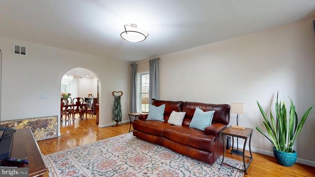 226 ARK RD, Mount Laurel, NJ 08054