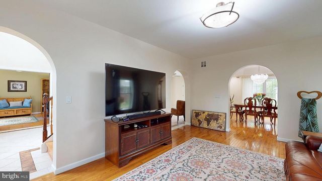 226 ARK RD, Mount Laurel, NJ 08054