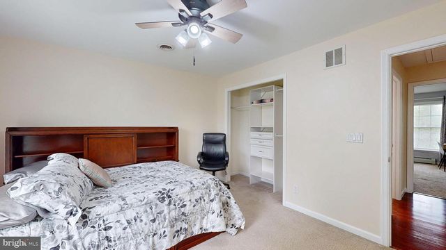 226 ARK RD, Mount Laurel, NJ 08054