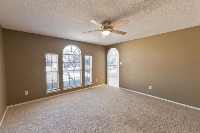5917 88th Place, Lubbock, TX 79424