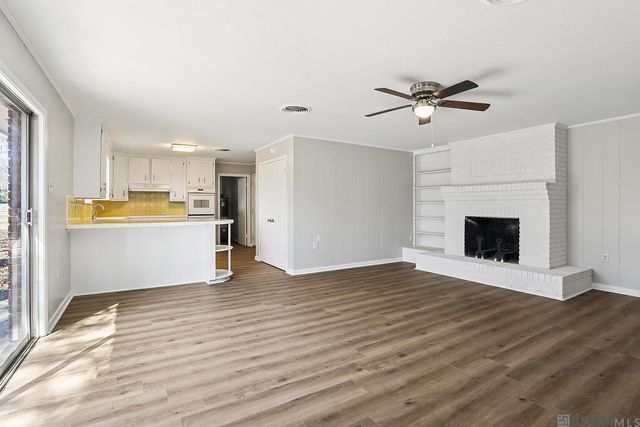 9944 Bunting Dr, Baton Rouge, LA 70809