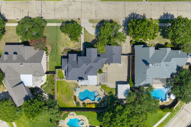 1907 Clearview Drive, Ennis, TX 75119