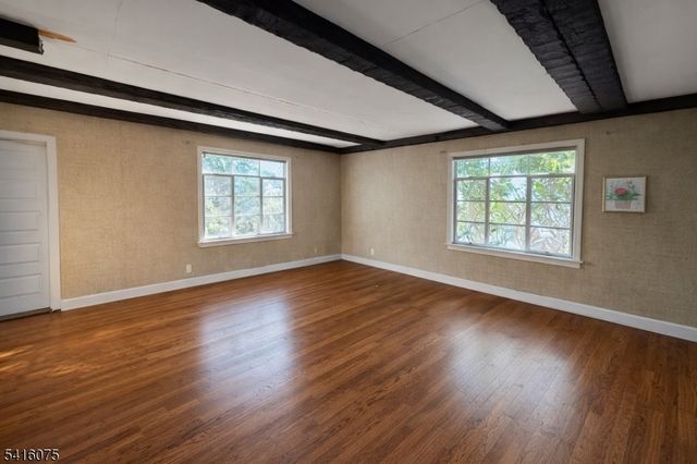 418 River Rd, Chatham Twp., NJ 07928