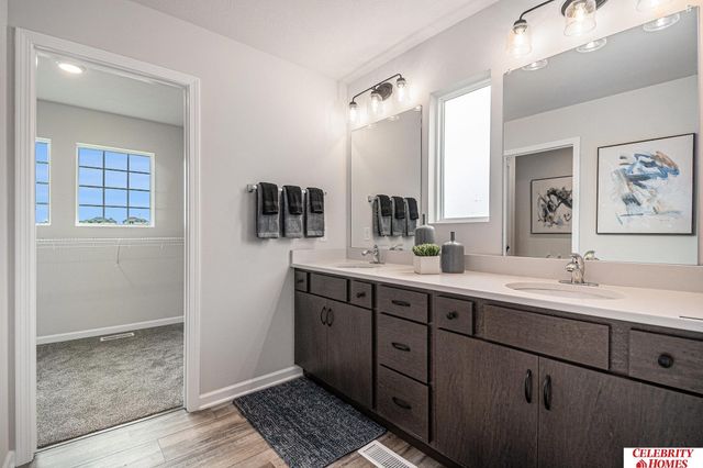 6046 N 183 Avenue, Elkhorn, NE 68022