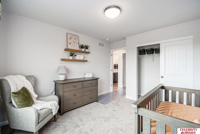 6046 N 183 Avenue, Elkhorn, NE 68022