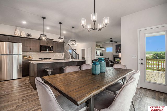 6046 N 183 Avenue, Elkhorn, NE 68022