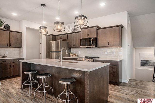 6046 N 183 Avenue, Elkhorn, NE 68022