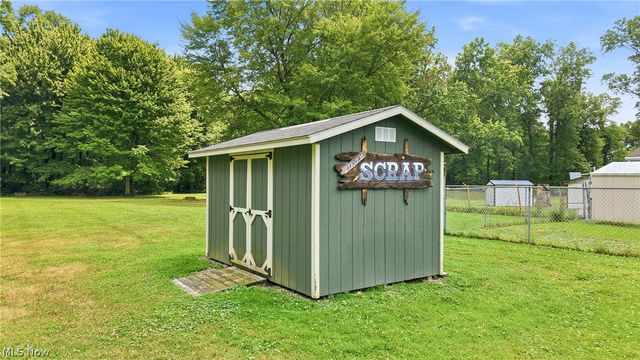 959 Beechwood Drive, Girard, OH 44420