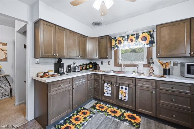 959 Beechwood Drive, Girard, OH 44420