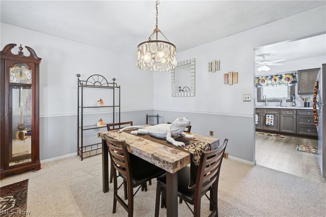 959 Beechwood Drive, Girard, OH 44420