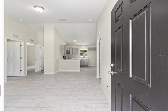 94 DOGWOOD DRIVE LOOP, Ocala, FL 34472