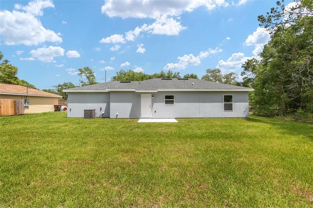 94 DOGWOOD DRIVE LOOP, Ocala, FL 34472