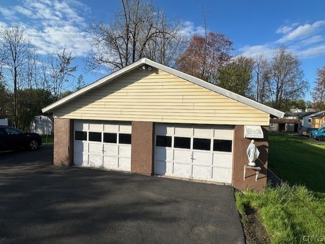 722 w court, Rome, NY 13440