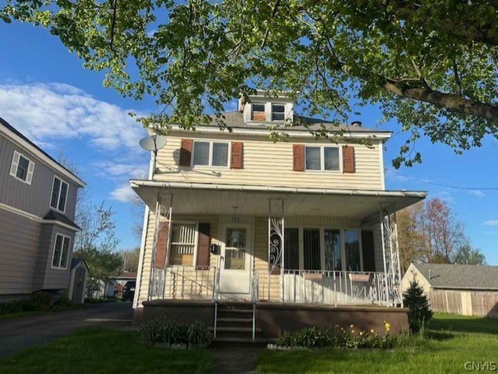 722 w court, Rome, NY 13440