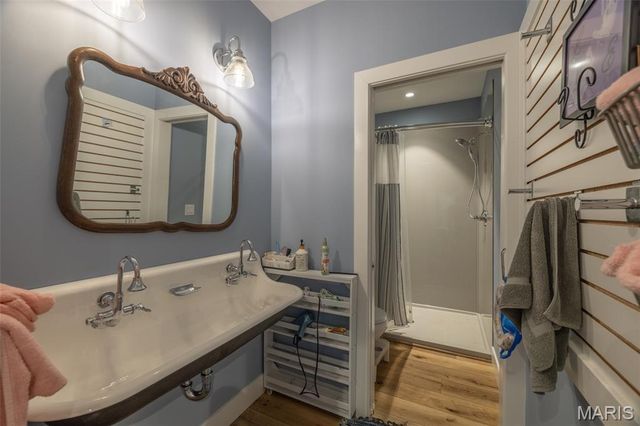 2740 Tyrol View Court, Innsbrook, MO 63390