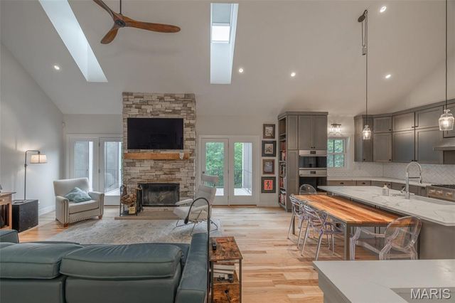 2740 Tyrol View Court, Innsbrook, MO 63390