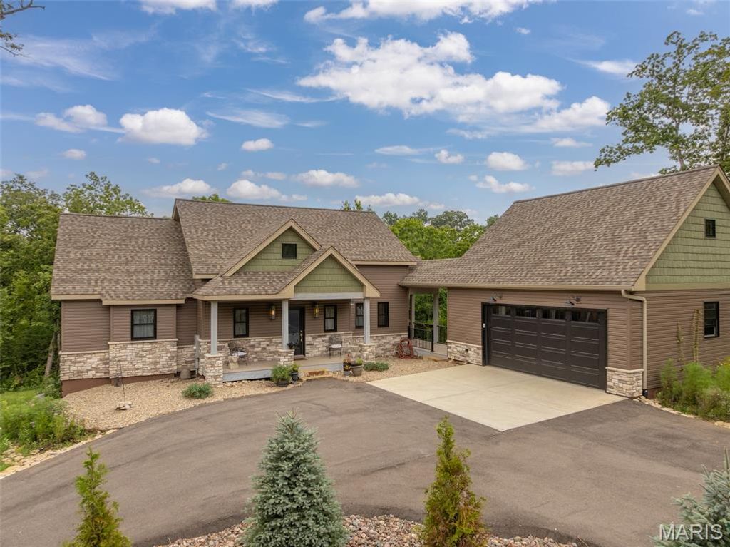 2740 Tyrol View Court, Innsbrook, MO 63390