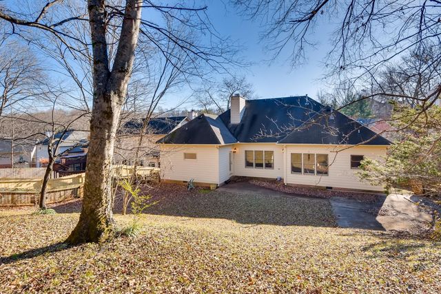 8449 Indian Hills Dr, Nashville, TN 37221