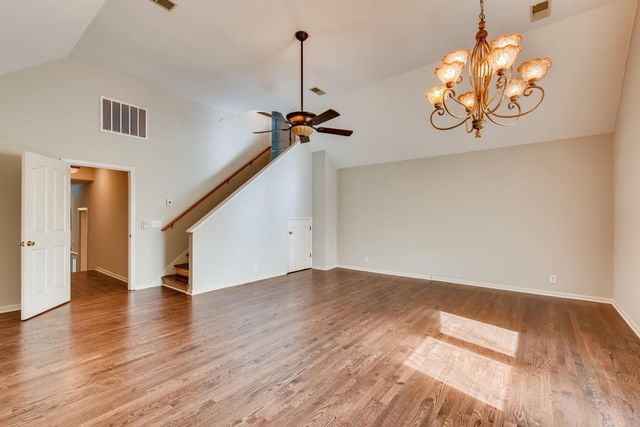 8449 Indian Hills Dr, Nashville, TN 37221