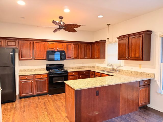 8449 Indian Hills Dr, Nashville, TN 37221
