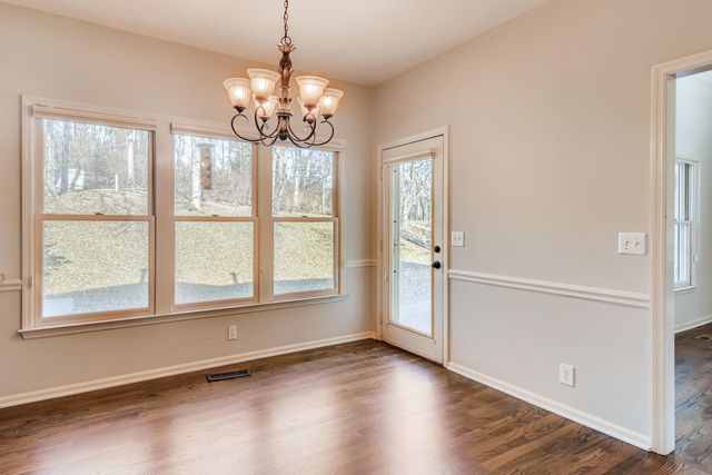 8449 Indian Hills Dr, Nashville, TN 37221