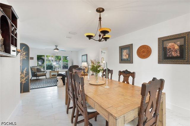 9 Fairview BLVD, Fort Myers Beach, FL 33931