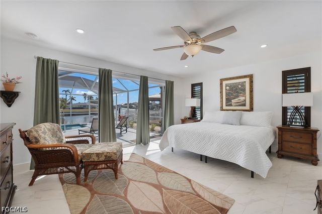 9 Fairview BLVD, Fort Myers Beach, FL 33931