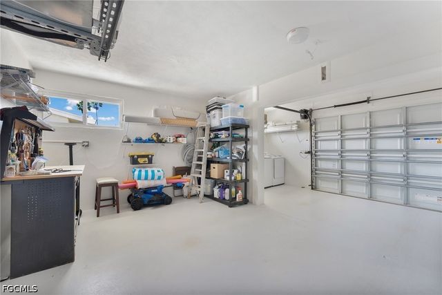 9 Fairview BLVD, Fort Myers Beach, FL 33931