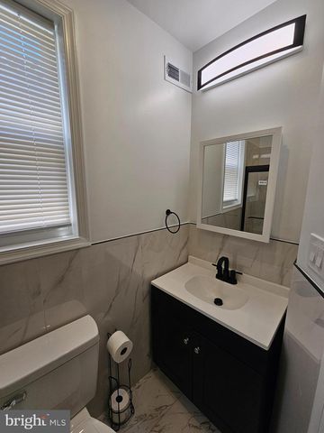 1835 N GRATZ ST, Philadelphia, PA 19121