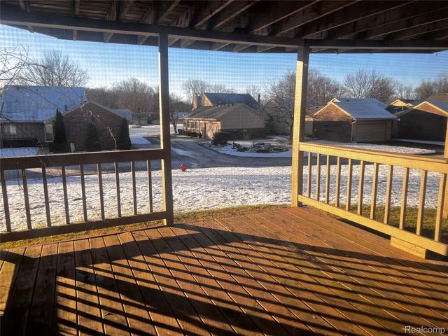 35467 Heritage Lane, Farmington, MI 48335