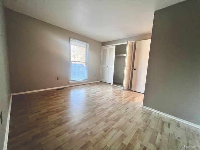 35467 Heritage Lane, Farmington, MI 48335