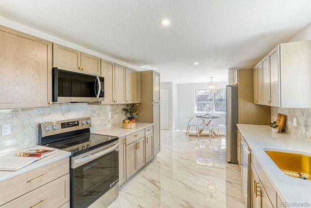 6695 S Ogden Street, Centennial, CO 80121