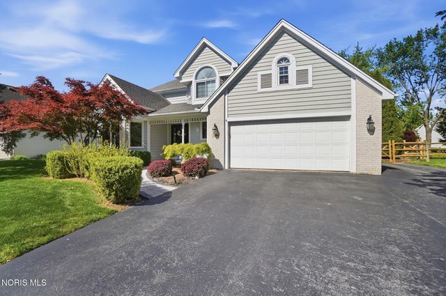 5065 Green Spruce Drive, Sylvania, OH 43560