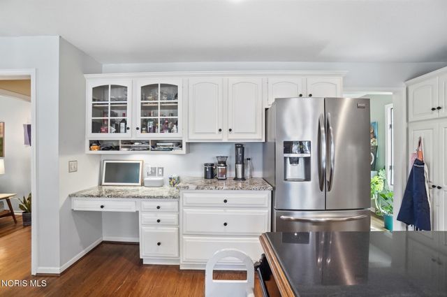 5065 Green Spruce Drive, Sylvania, OH 43560