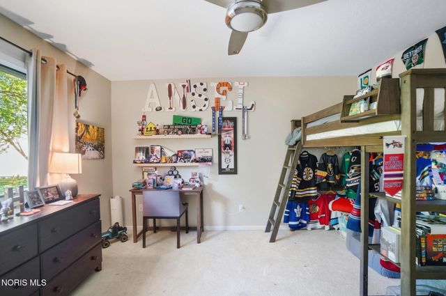 5065 Green Spruce Drive, Sylvania, OH 43560