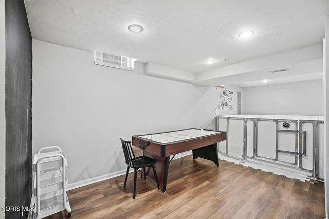 5065 Green Spruce Drive, Sylvania, OH 43560