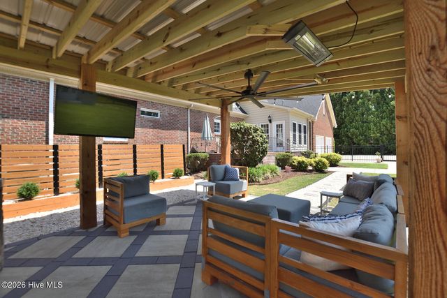 3804 Sterling Trace Drive, Winterville, NC 28590