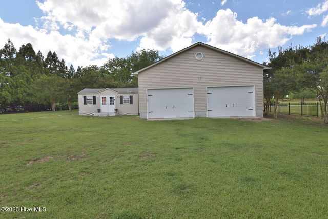 3804 Sterling Trace Drive, Winterville, NC 28590