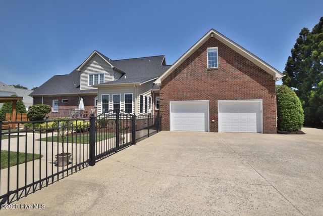 3804 Sterling Trace Drive, Winterville, NC 28590