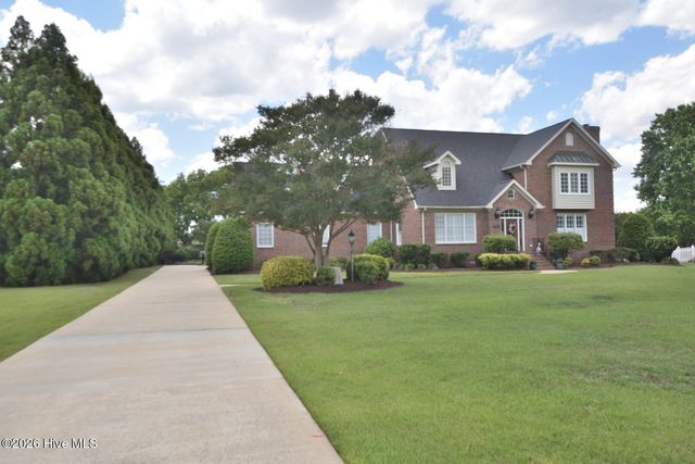 3804 Sterling Trace Drive, Winterville, NC 28590