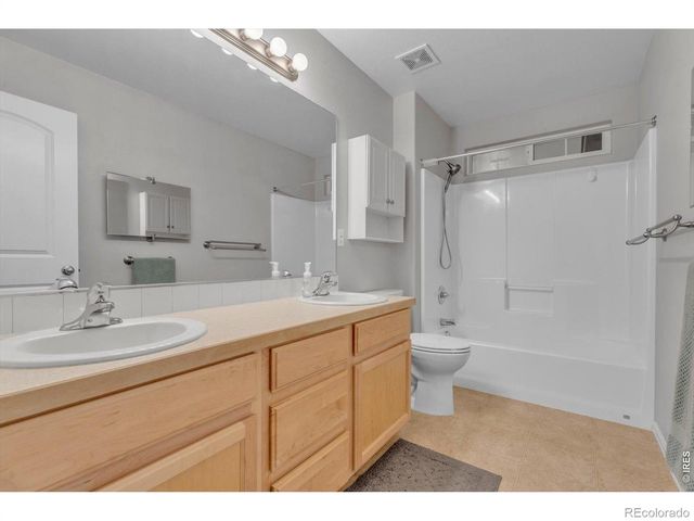 3240 Silverbell Drive, Johnstown, CO 80534