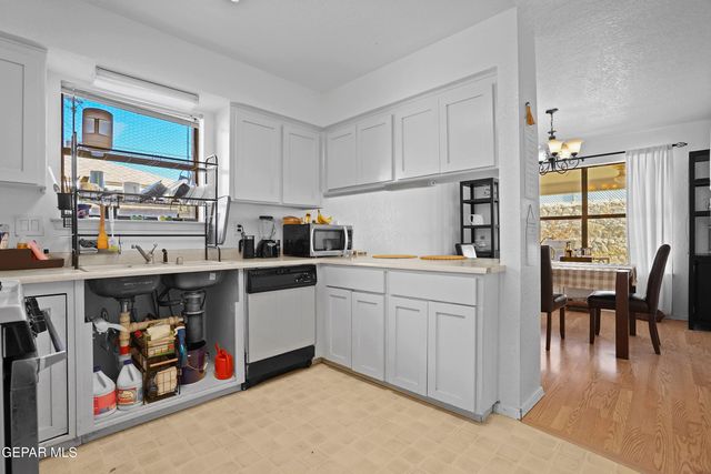 11635 RUFUS BRIJALBA Drive, El Paso, TX 79936