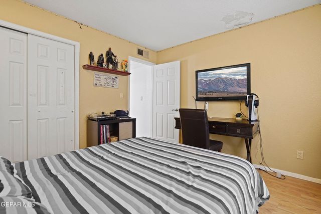 11635 RUFUS BRIJALBA Drive, El Paso, TX 79936