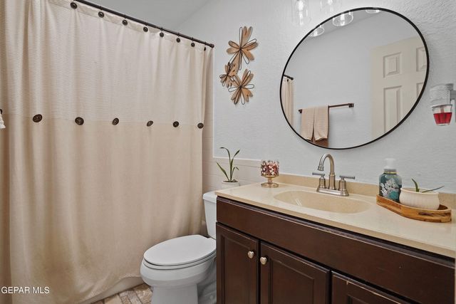 11635 RUFUS BRIJALBA Drive, El Paso, TX 79936